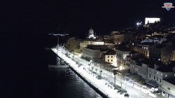 Uferpromenade und Stadt