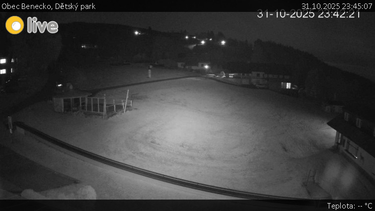 Obec Benecko - Dětský park - 31.10.2025 v 23:45 Obec Benecko - Dětský park - 31.10.2025 v 23:45