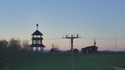 Troják, Maruška - Meteostanice