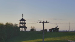 Troják, Maruška - Meteostanice