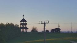Troják, Maruška - Meteostanice