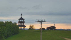 Troják, Maruška - Meteostanice