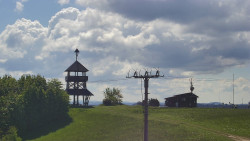 Troják, Maruška - Meteostanice