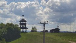 Troják, Maruška - Meteostanice