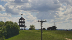 Troják, Maruška - Meteostanice