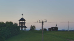Troják, Maruška - Meteostanice