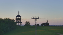 Troják, Maruška - Meteostanice
