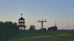Troják, Maruška - Meteostanice