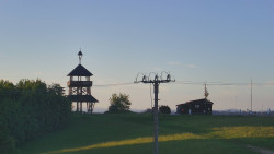 Troják, Maruška - Meteostanice
