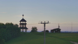 Troják, Maruška - Meteostanice