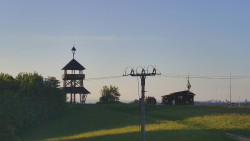 Troják, Maruška - Meteostanice