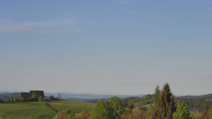 Skiareál Troják - Troják, Maruška - parkoviště - 1.5.2025 v 07:03 Skiareál Troják - Troják, Maruška - parkoviště - 1.5.2025 v 07:03