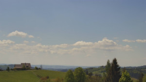 Skiareál Troják - Troják, Maruška - parkoviště - 1.5.2025 v 12:03 Skiareál Troják - Troják, Maruška - parkoviště - 1.5.2025 v 12:03