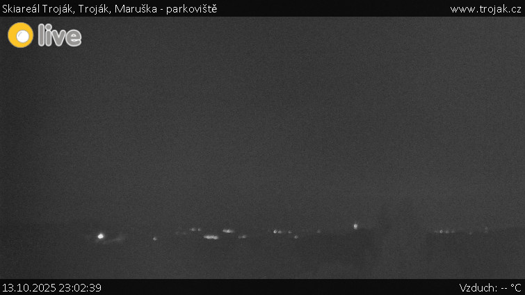 Skiareál Troják - Troják, Maruška - parkoviště - 13.10.2025 v 23:02 Skiareál Troják - Troják, Maruška - parkoviště - 13.10.2025 v 23:02