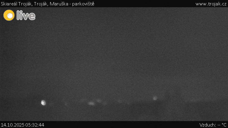 Skiareál Troják - Troják, Maruška - parkoviště - 14.10.2025 v 05:32 Skiareál Troják - Troják, Maruška - parkoviště - 14.10.2025 v 05:32