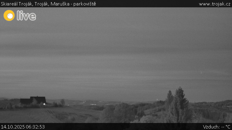 Skiareál Troják - Troják, Maruška - parkoviště - 14.10.2025 v 06:32 Skiareál Troják - Troják, Maruška - parkoviště - 14.10.2025 v 06:32