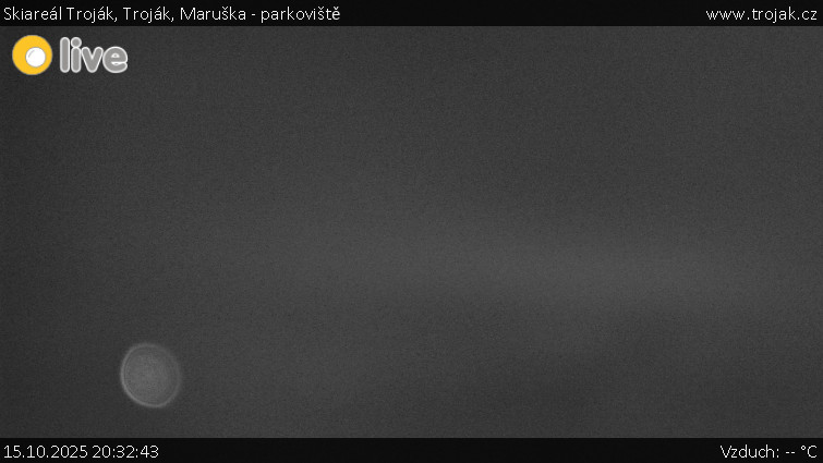 Skiareál Troják - Troják, Maruška - parkoviště - 15.10.2025 v 20:32 Skiareál Troják - Troják, Maruška - parkoviště - 15.10.2025 v 20:32