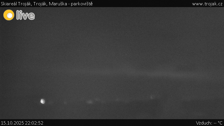 Skiareál Troják - Troják, Maruška - parkoviště - 15.10.2025 v 22:02 Skiareál Troják - Troják, Maruška - parkoviště - 15.10.2025 v 22:02