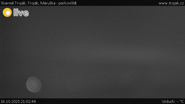 Skiareál Troják - Troják, Maruška - parkoviště - 16.10.2025 v 21:02 Skiareál Troják - Troják, Maruška - parkoviště - 16.10.2025 v 21:02