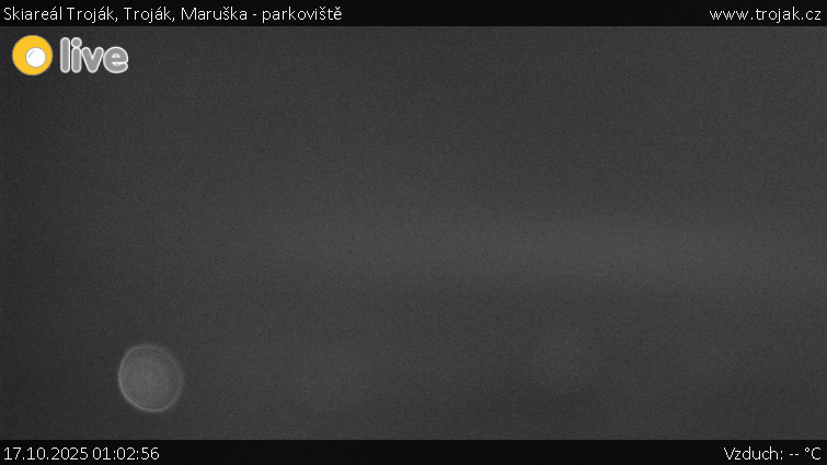 Skiareál Troják - Troják, Maruška - parkoviště - 17.10.2025 v 01:02 Skiareál Troják - Troják, Maruška - parkoviště - 17.10.2025 v 01:02