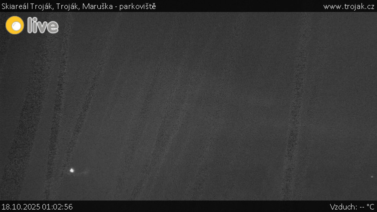Skiareál Troják - Troják, Maruška - parkoviště - 18.10.2025 v 01:02 Skiareál Troják - Troják, Maruška - parkoviště - 18.10.2025 v 01:02