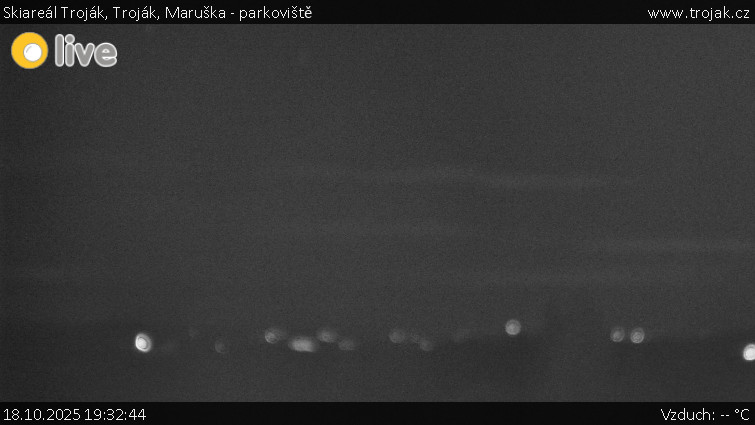Skiareál Troják - Troják, Maruška - parkoviště - 18.10.2025 v 19:32 Skiareál Troják - Troják, Maruška - parkoviště - 18.10.2025 v 19:32
