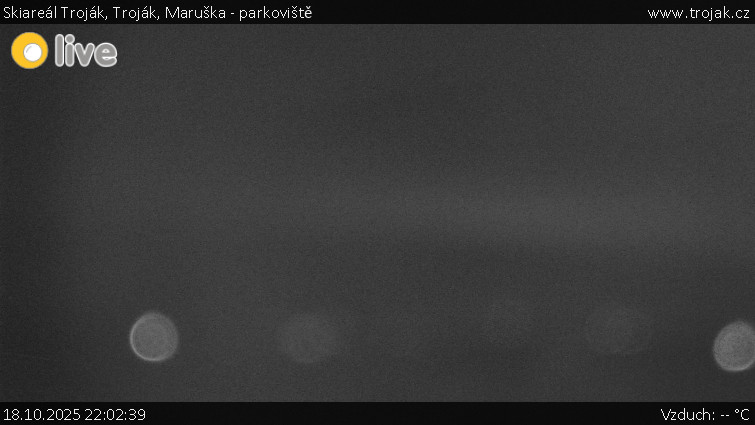 Skiareál Troják - Troják, Maruška - parkoviště - 18.10.2025 v 22:02 Skiareál Troják - Troják, Maruška - parkoviště - 18.10.2025 v 22:02