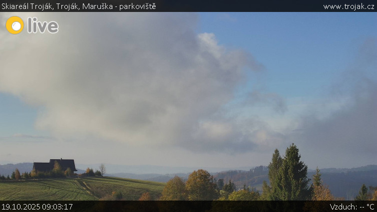 Skiareál Troják - Troják, Maruška - parkoviště - 19.10.2025 v 09:03 Skiareál Troják - Troják, Maruška - parkoviště - 19.10.2025 v 09:03