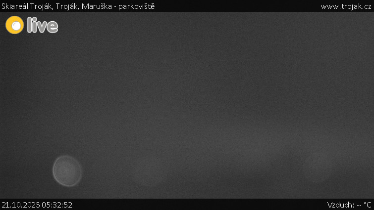 Skiareál Troják - Troják, Maruška - parkoviště - 21.10.2025 v 05:32 Skiareál Troják - Troják, Maruška - parkoviště - 21.10.2025 v 05:32