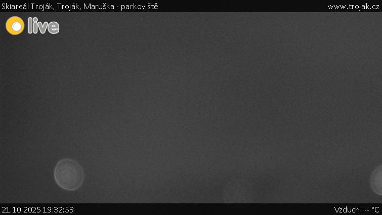 Skiareál Troják - Troják, Maruška - parkoviště - 21.10.2025 v 19:32 Skiareál Troják - Troják, Maruška - parkoviště - 21.10.2025 v 19:32
