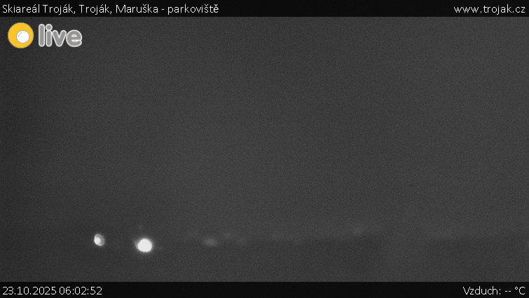 Skiareál Troják - Troják, Maruška - parkoviště - 23.10.2025 v 06:02 Skiareál Troják - Troják, Maruška - parkoviště - 23.10.2025 v 06:02