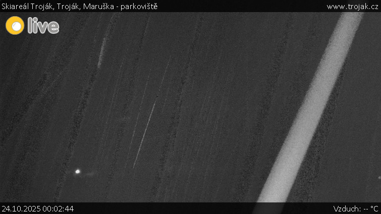Skiareál Troják - Troják, Maruška - parkoviště - 24.10.2025 v 00:02 Skiareál Troják - Troják, Maruška - parkoviště - 24.10.2025 v 00:02
