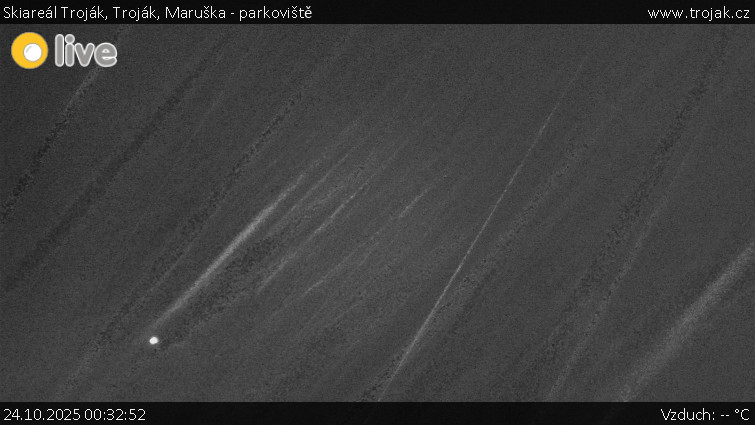 Skiareál Troják - Troják, Maruška - parkoviště - 24.10.2025 v 00:32 Skiareál Troják - Troják, Maruška - parkoviště - 24.10.2025 v 00:32