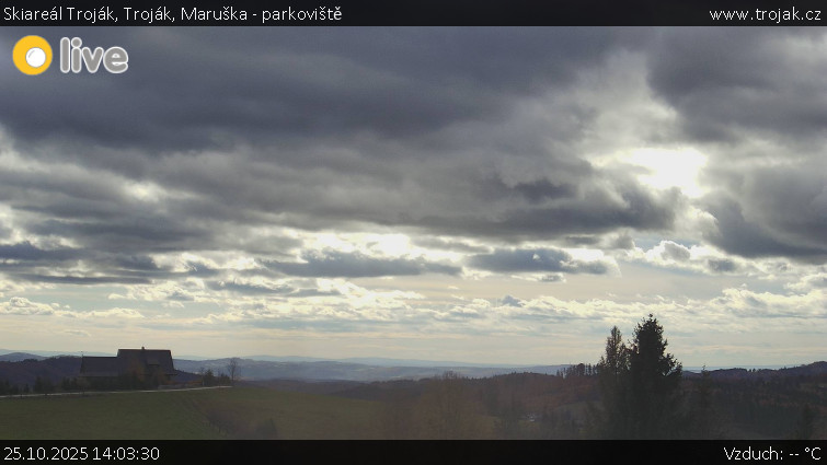 Skiareál Troják - Troják, Maruška - parkoviště - 25.10.2025 v 14:03 Skiareál Troják - Troják, Maruška - parkoviště - 25.10.2025 v 14:03