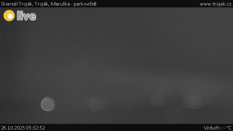 Skiareál Troják - Troják, Maruška - parkoviště - 26.10.2025 v 05:32 Skiareál Troják - Troják, Maruška - parkoviště - 26.10.2025 v 05:32