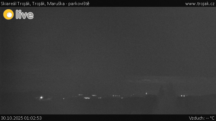 Skiareál Troják - Troják, Maruška - parkoviště - 30.10.2025 v 01:02 Skiareál Troják - Troják, Maruška - parkoviště - 30.10.2025 v 01:02