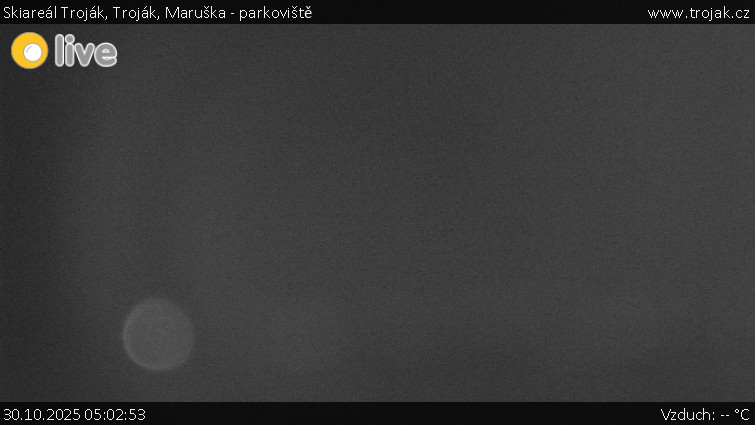Skiareál Troják - Troják, Maruška - parkoviště - 30.10.2025 v 05:02 Skiareál Troják - Troják, Maruška - parkoviště - 30.10.2025 v 05:02
