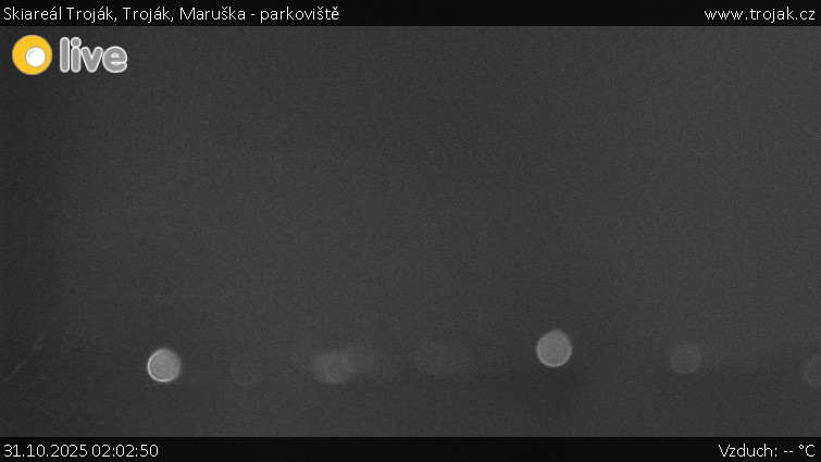 Skiareál Troják - Troják, Maruška - parkoviště - 31.10.2025 v 02:02 Skiareál Troják - Troják, Maruška - parkoviště - 31.10.2025 v 02:02