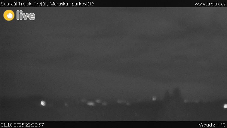 Skiareál Troják - Troják, Maruška - parkoviště - 31.10.2025 v 22:32 Skiareál Troják - Troják, Maruška - parkoviště - 31.10.2025 v 22:32