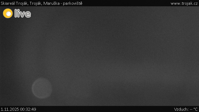 Skiareál Troják - Troják, Maruška - parkoviště - 1.11.2025 v 00:32 Skiareál Troják - Troják, Maruška - parkoviště - 1.11.2025 v 00:32