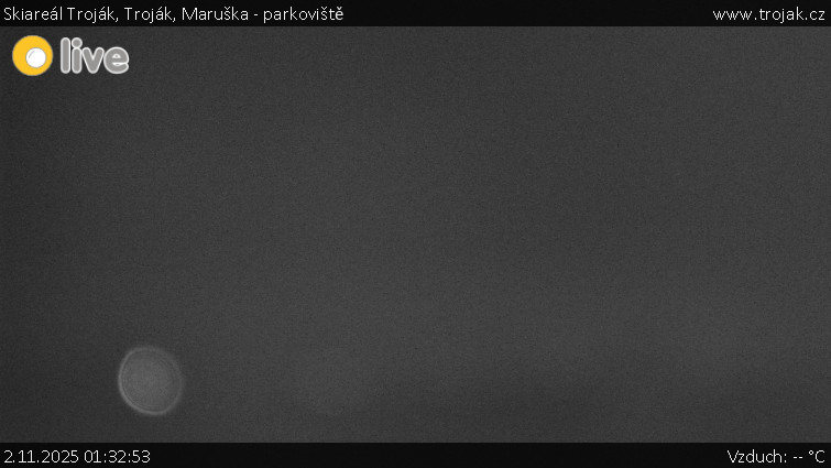 Skiareál Troják - Troják, Maruška - parkoviště - 2.11.2025 v 01:32 Skiareál Troják - Troják, Maruška - parkoviště - 2.11.2025 v 01:32