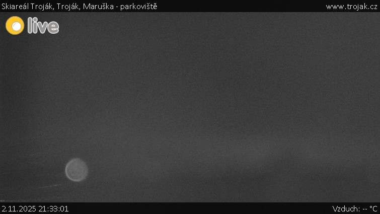 Skiareál Troják - Troják, Maruška - parkoviště - 2.11.2025 v 21:33 Skiareál Troják - Troják, Maruška - parkoviště - 2.11.2025 v 21:33
