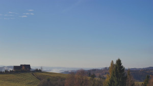 Skiareál Troják - Troják, Maruška - parkoviště - 4.11.2025 v 09:03 Skiareál Troják - Troják, Maruška - parkoviště - 4.11.2025 v 09:03