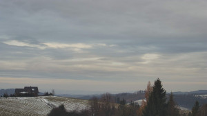 Skiareál Troják - Troják, Maruška - parkoviště - 3.12.2025 v 08:03 Skiareál Troják - Troják, Maruška - parkoviště - 3.12.2025 v 08:03