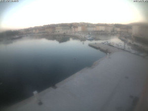 Město Cres - Přístav Cres - 15.12.2025 v 08:01 Město Cres - Přístav Cres - 15.12.2025 v 08:01