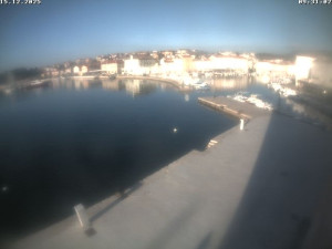 Město Cres - Přístav Cres - 15.12.2025 v 09:31 Město Cres - Přístav Cres - 15.12.2025 v 09:31