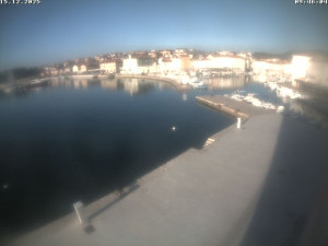 Město Cres - Přístav Cres - 15.12.2025 v 09:46 Město Cres - Přístav Cres - 15.12.2025 v 09:46