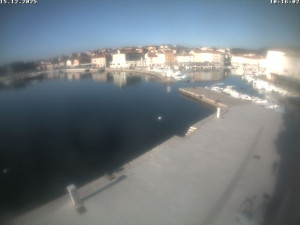 Město Cres - Přístav Cres - 15.12.2025 v 10:16 Město Cres - Přístav Cres - 15.12.2025 v 10:16