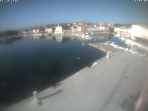 Město Cres - Přístav Cres - 15.12.2025 v 11:01 Město Cres - Přístav Cres - 15.12.2025 v 11:01