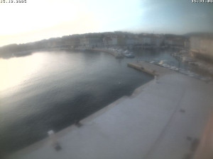 Město Cres - Přístav Cres - 15.12.2025 v 15:31 Město Cres - Přístav Cres - 15.12.2025 v 15:31